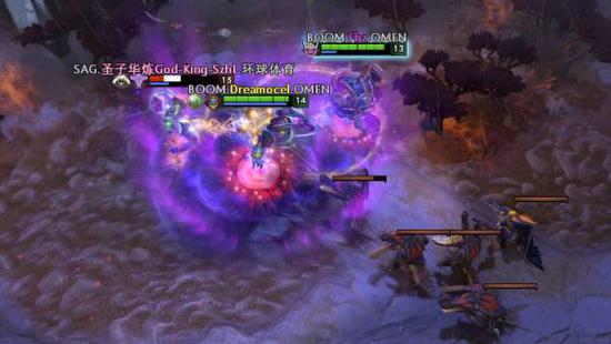 2025英雄联盟手游超级联赛季中嘉年华TT夺冠盛况回顾